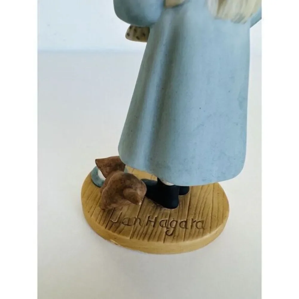 Porcelain Stacy Figurine Holding Doll Cat Drinking Milk Jan Hagara Limited #2657